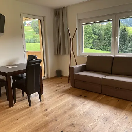 Panoramahotel Sonnhalde فندق